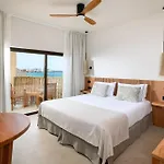 Playa Surf Cbbc מלון אל מדאנו