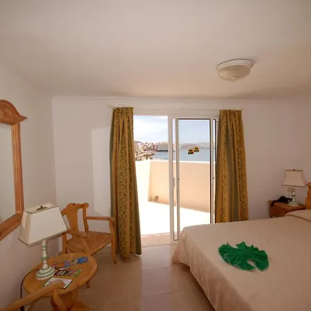 Playa Surf Cbbc Hotel 3*