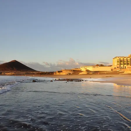 Playa Surf Cbbc 호텔 3*