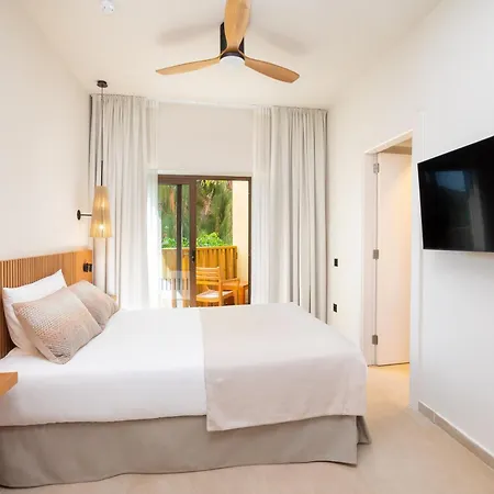 Playa Surf Cbbc 호텔